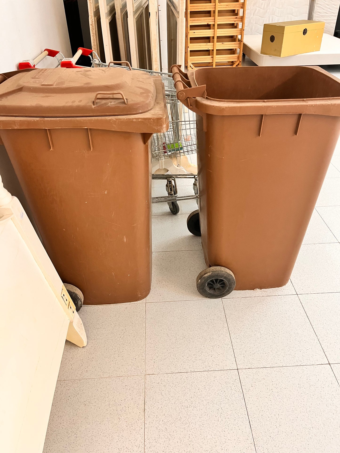 Cubos con ruedas gran capacidad