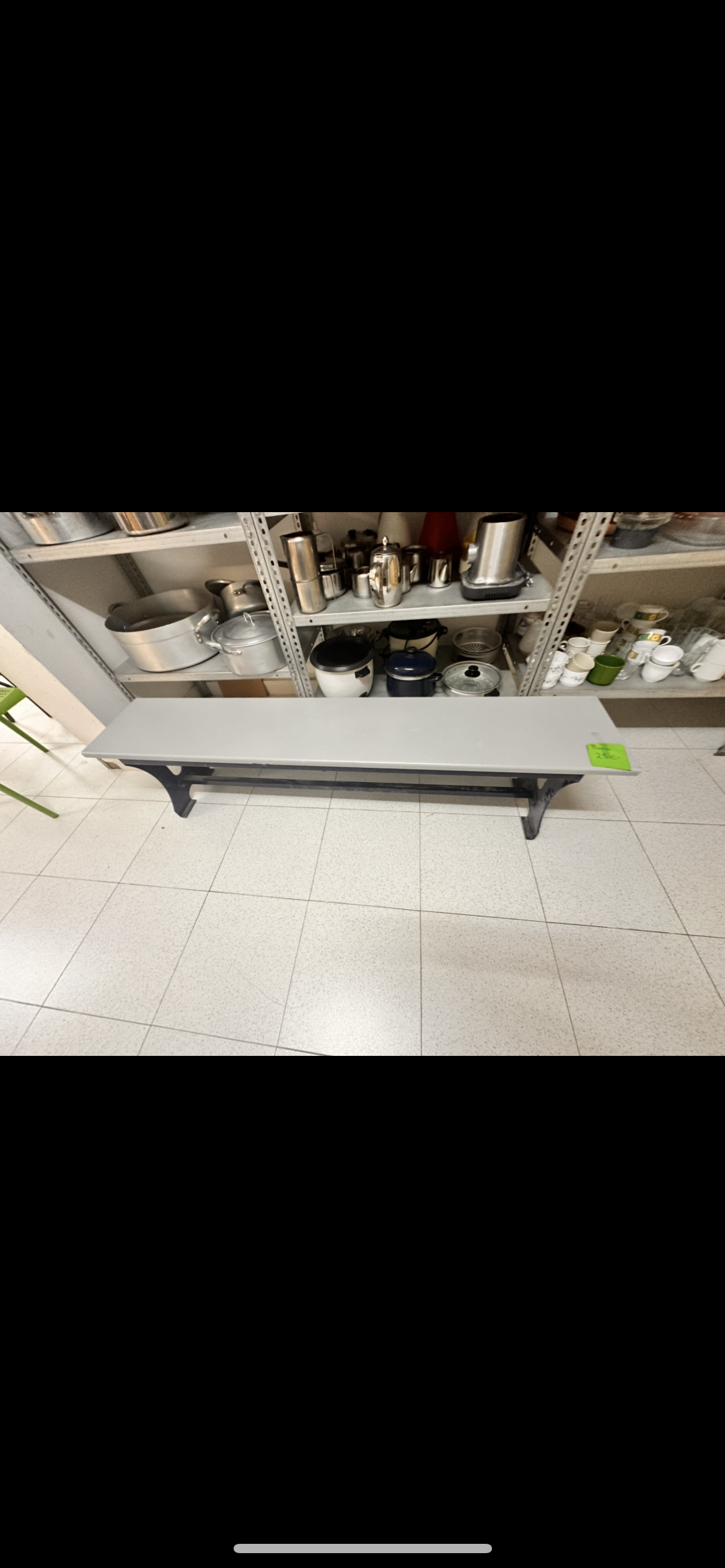 Banco metálico