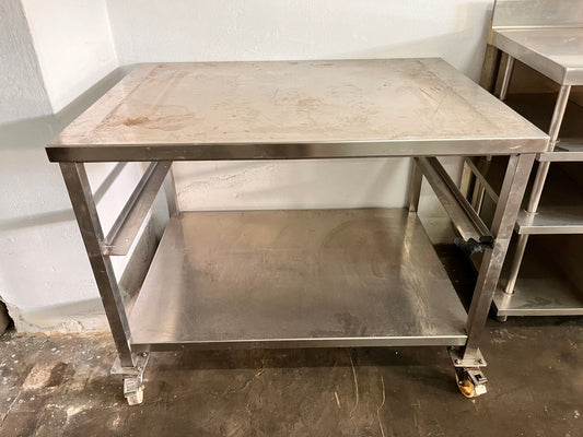 Mesa inox con ruedas 118x85x90