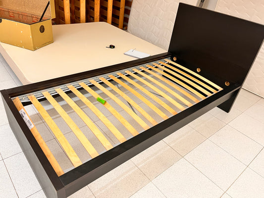 Cama para colchón de 90x200